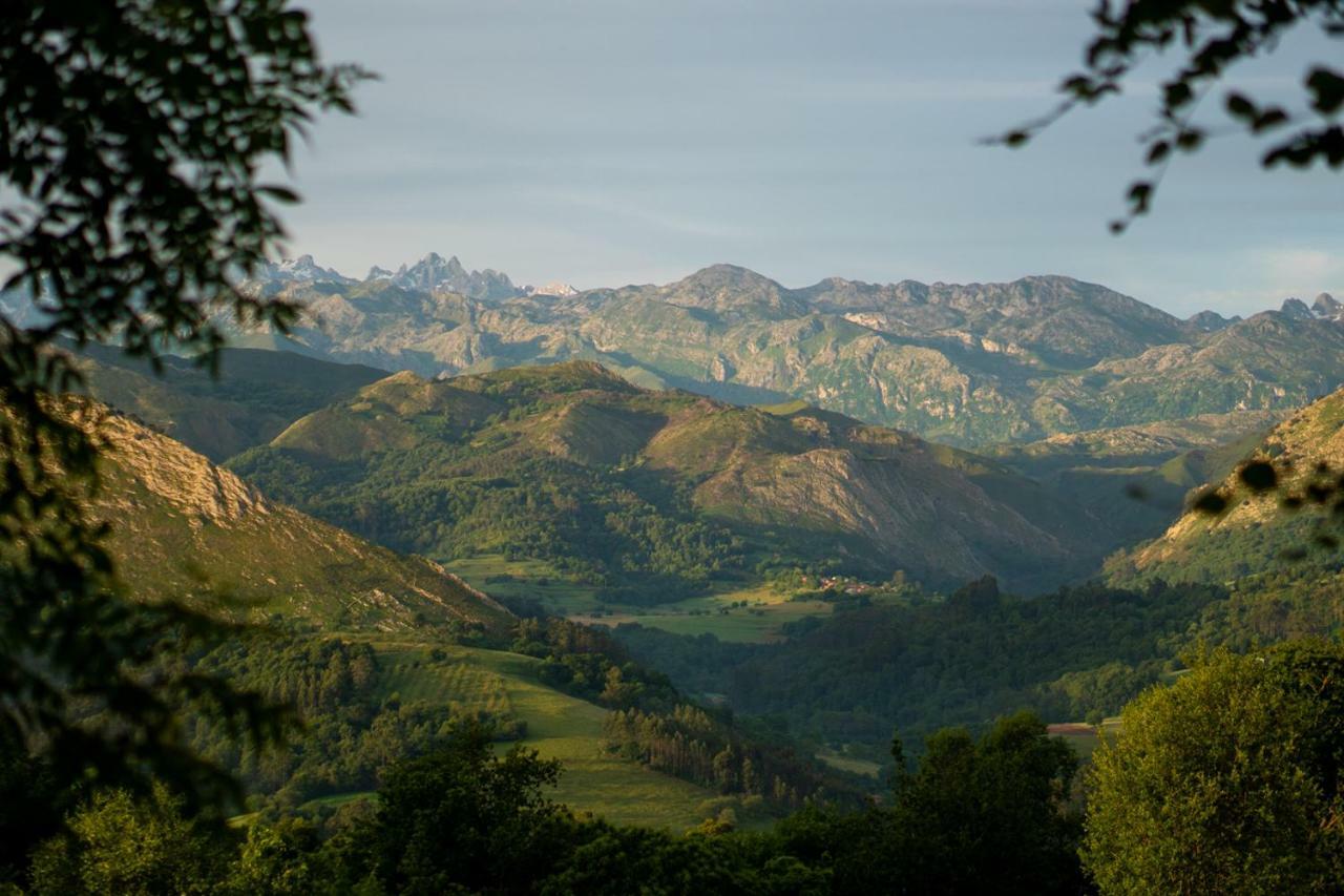 La Montana Magica Hotel Rural Vibano Екстер'єр фото